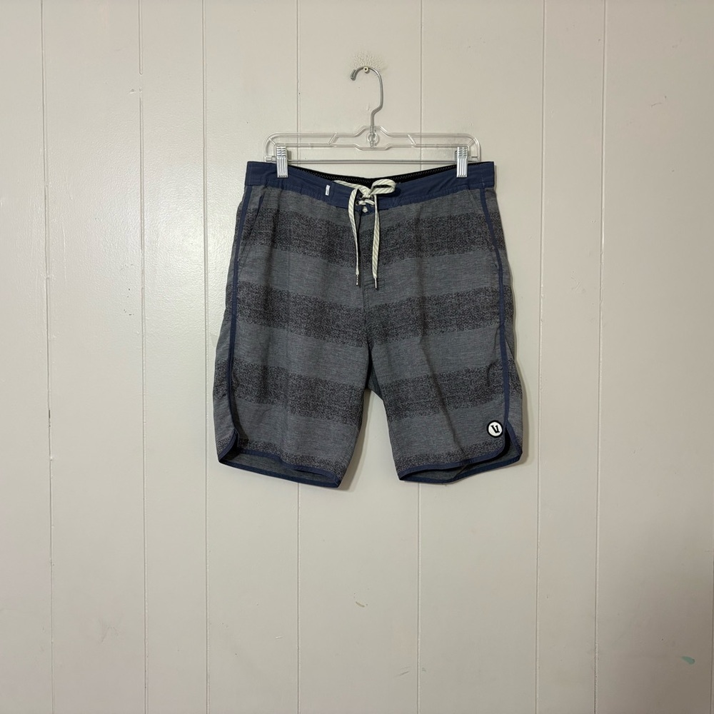 Vuori V-Cycled Board Shorts Gray Navy Surf Swim Hybrid Shorts Approx M 32